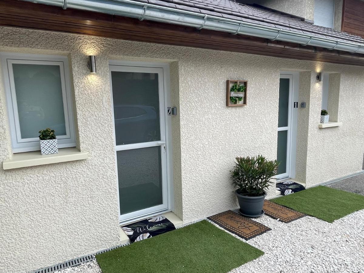 Jardin Prive 2 Bed & Breakfast La Ravoire Exterior photo